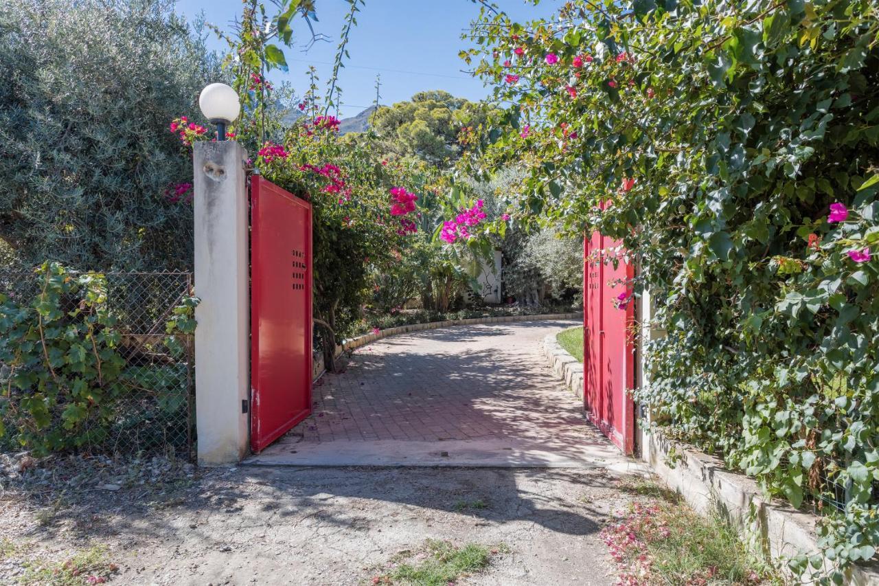 Villa Mendolia Ai Caracoli Termini Imerese Exterior foto